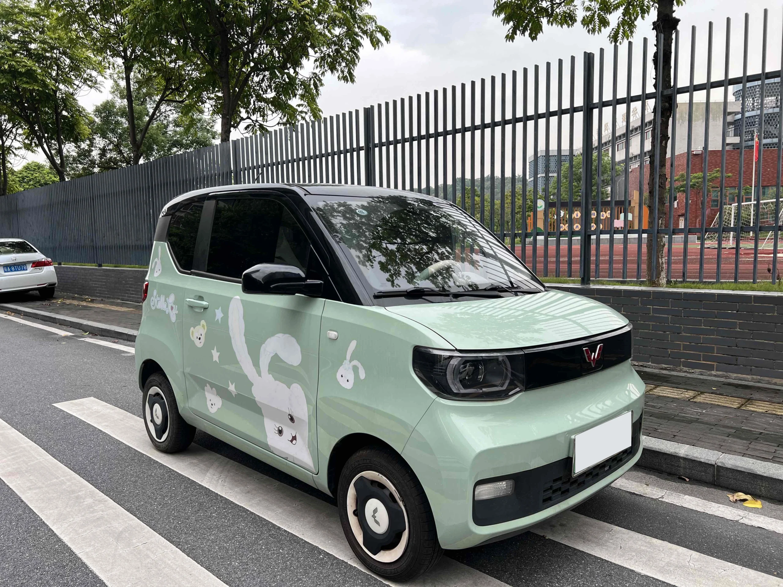 Chevrolet Enjoy/Wuling Hongguang MINI EV Macaron Enjoyment Edition ...