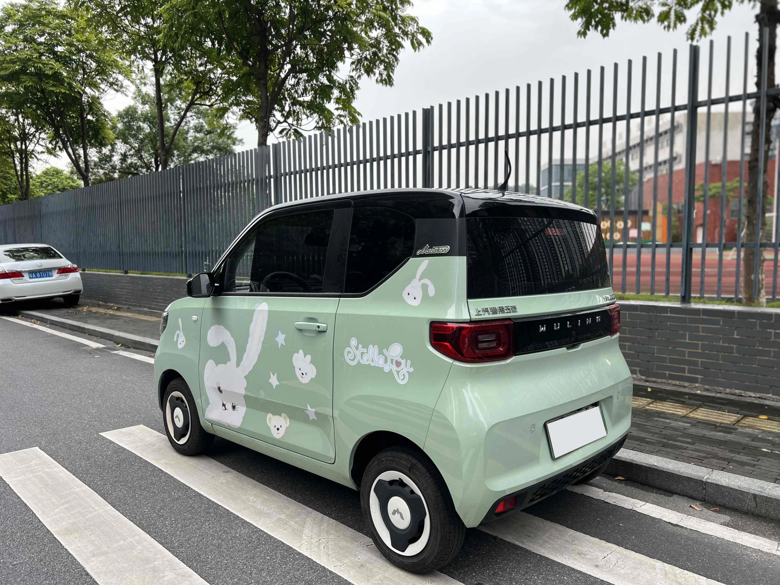 Chevrolet Enjoy/Wuling Hongguang MINI EV Macaron Enjoyment Edition ...